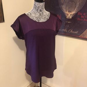 Beautiful purple Express Top 👚